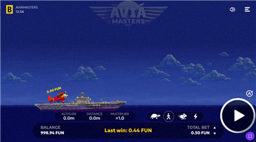 Aviamasters schermata principale con biplano sulla portaerei